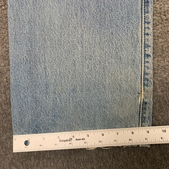 Vintage Levis 501 Jeans Mens 38x34 Blue Denim Western Button Fly Whisker Y2K - Picture 9 of 11